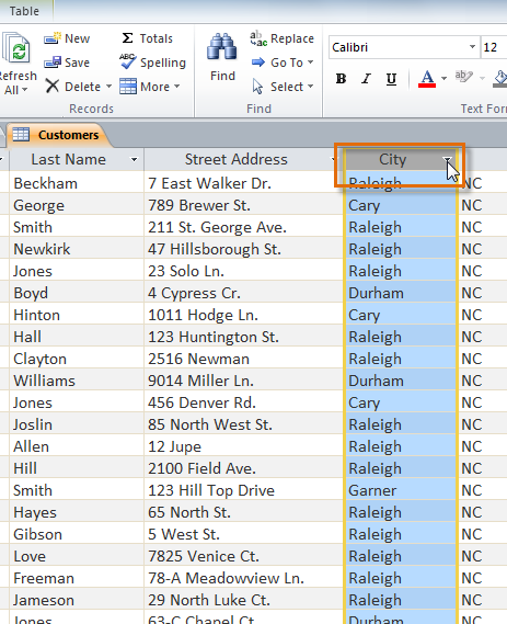 Selecting a field to sort by