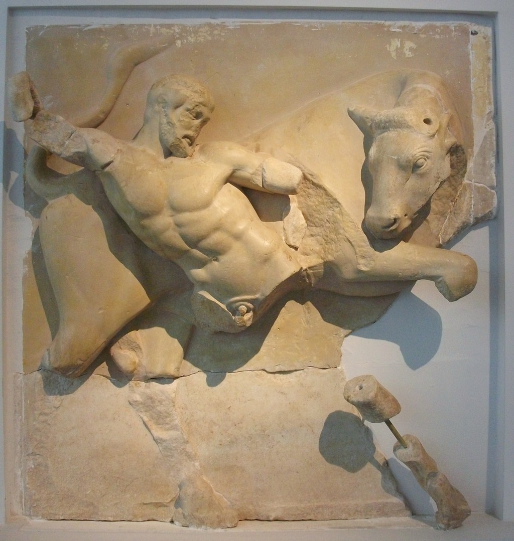Herakles fights the Cretan Bull