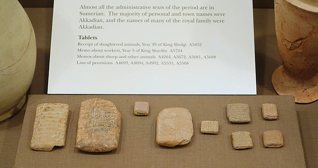 Administrative texts in cuneiform writing 