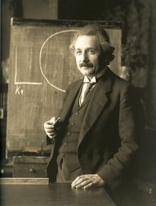 Einstein 1921 by F Schmutzer.jpg